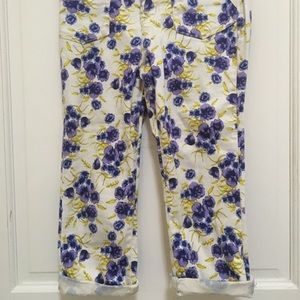 Floral Capris